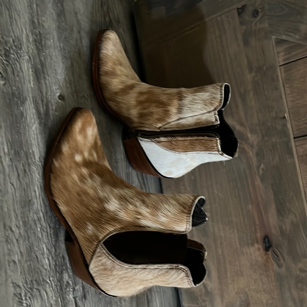 Liberty black cowgirl booties